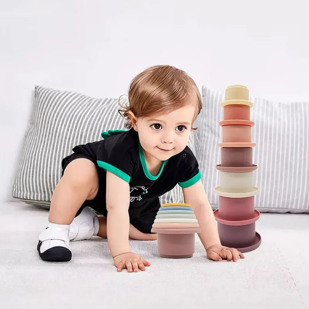 NestieCups – Montessori Stapelbecher für Kinder ab 1 Jahr – Fördert Feinmotorik & Frühes Räumliches Lernen
