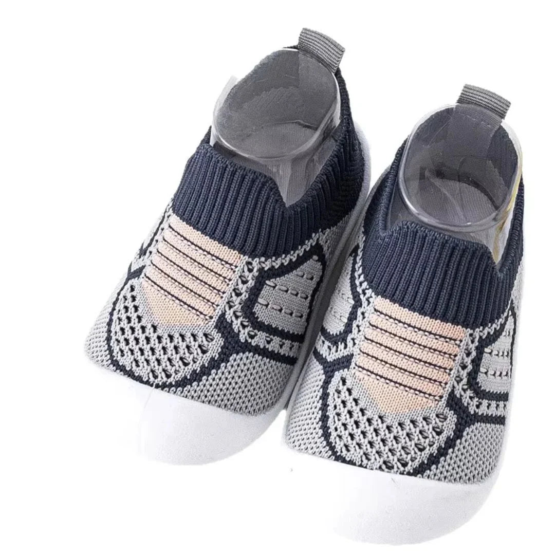 SnugPaws – Kinder Slip-On Socken Schuhe ab 1 Jahr | Flexibler Indoor-Komfort
