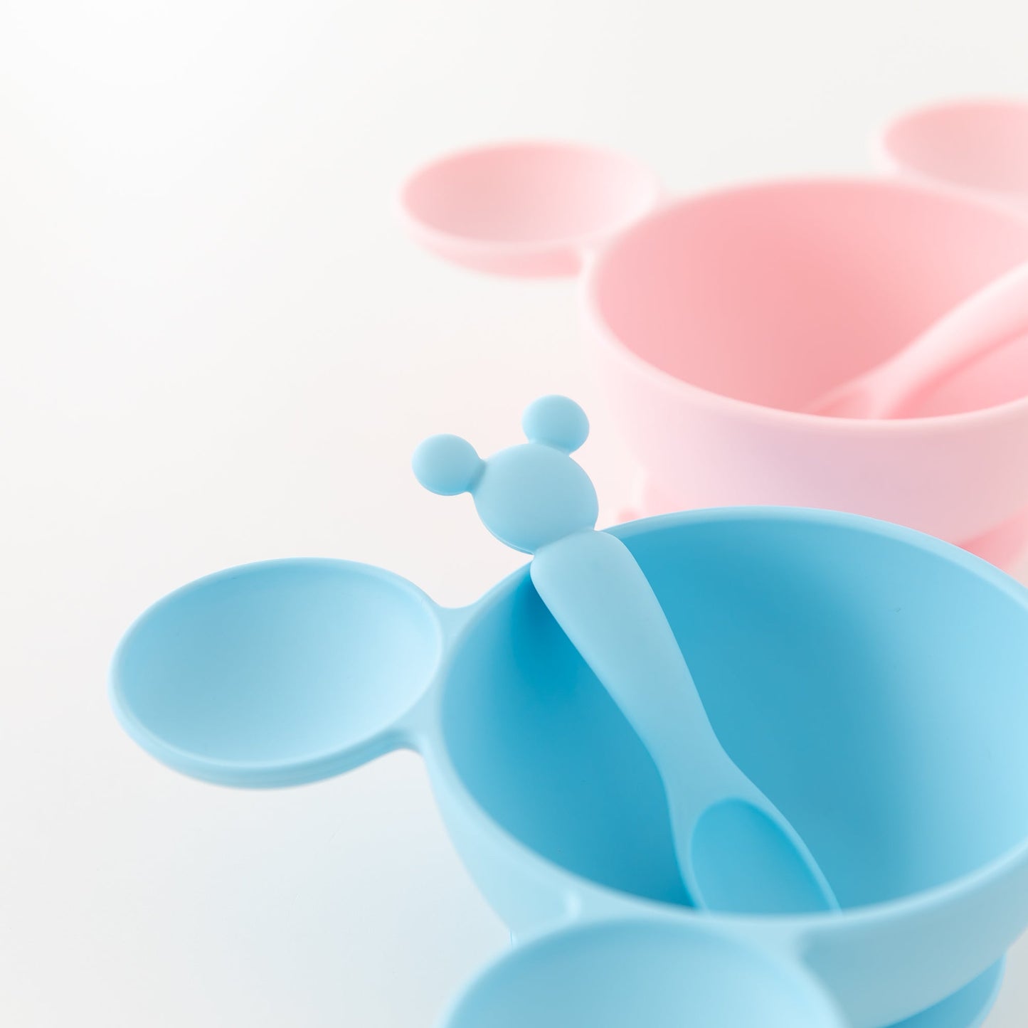Siliconen eerste voedingsset: Mickey Mouse lichtblauw