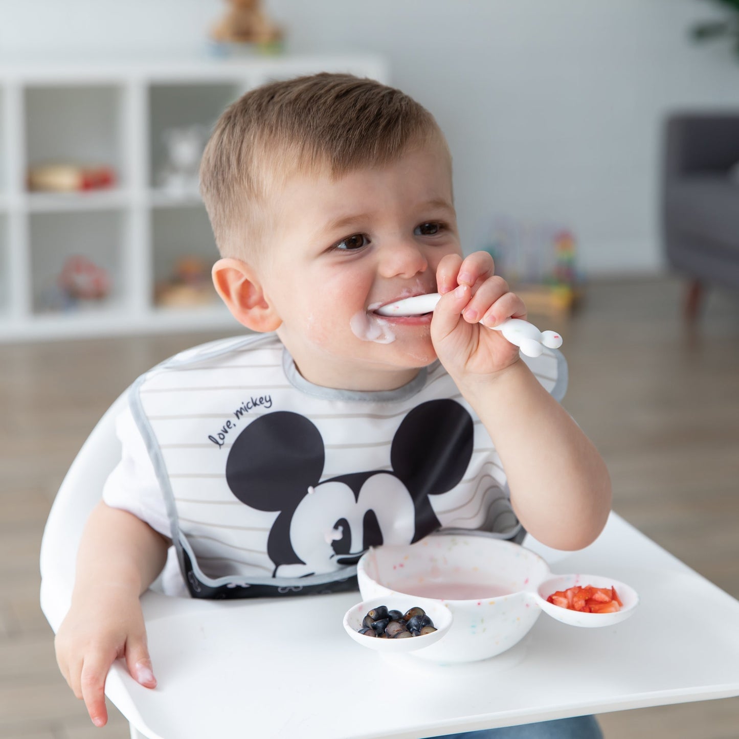 Siliconen eerste voedingsset: Mickey Mouse Vanilla Sprinkle