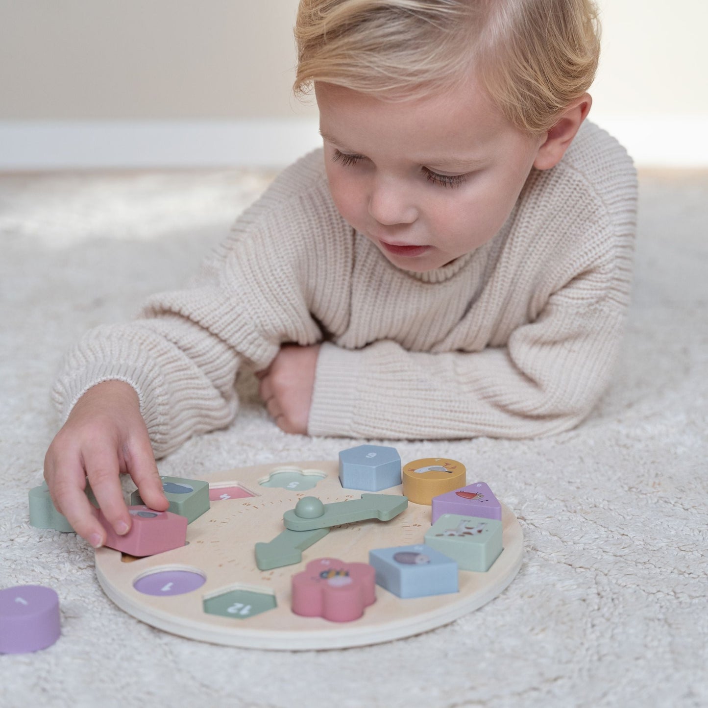 Little Dutch Puzzle Clock