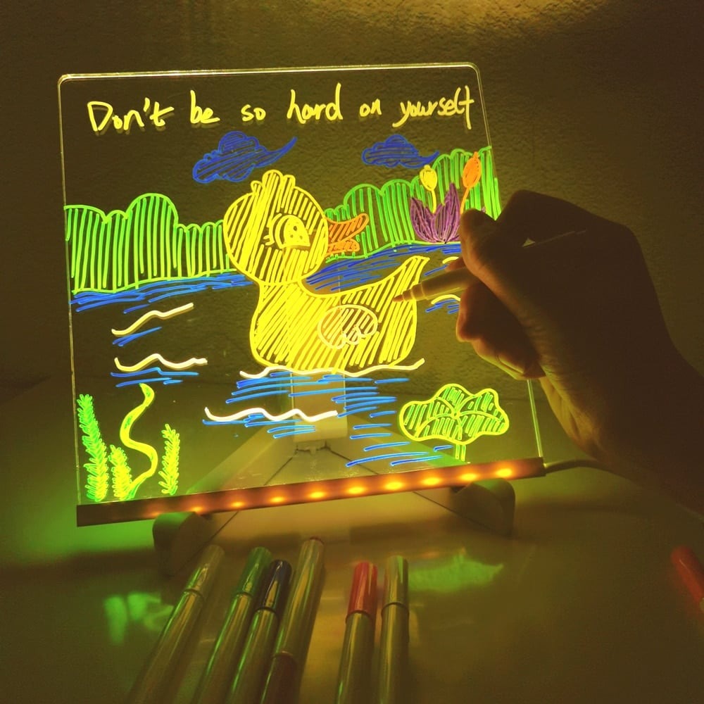 LumiBoard - Kreative wiederbeschreibbare LED-Platine aus Acryl