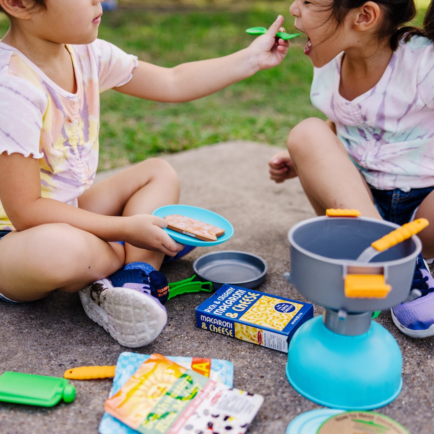 Let’s Explore Outdoor Cooking Play Set