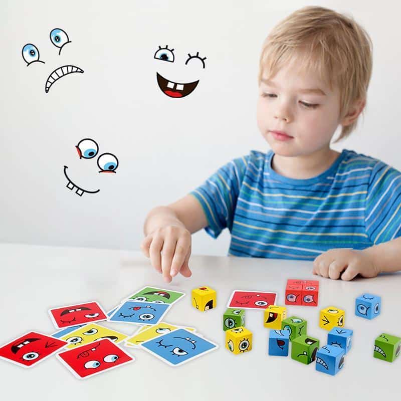 FaceRubrics -Hölzerne Ausdrücke Passende Blockpuzzles Bauwürfel