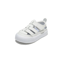 Antislip sandalen met kruisbandjes voor kinderen