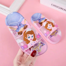 Prinsessen- en superheldenkinderzomerpantoffels