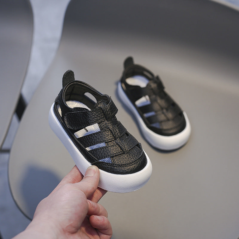 Antislip sandalen met kruisbandjes voor kinderen