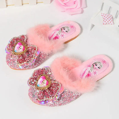Płaskie kapcie Barbie na co dzień