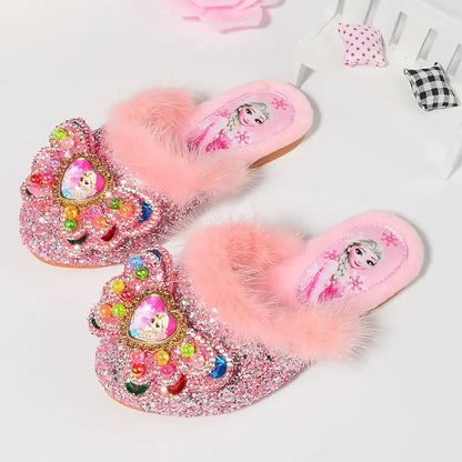 Płaskie kapcie Barbie na co dzień