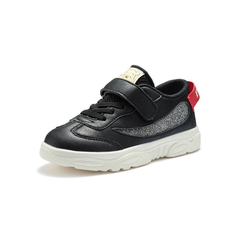 Schoenen met beermotief voor de basisschool
