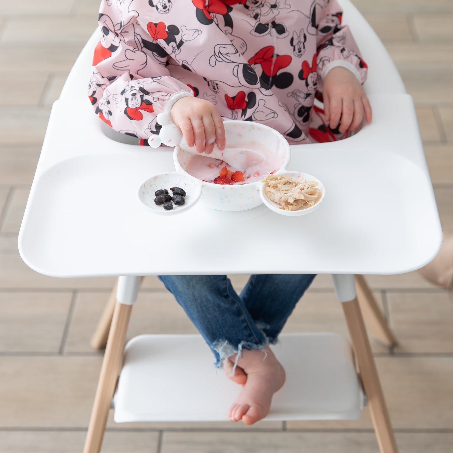 Siliconen eerste voedingsset: Mickey Mouse Vanilla Sprinkle