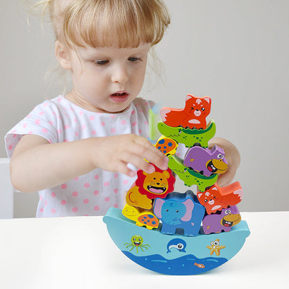 Stackimals – Holztierturmspiel für Kinder ab 3 Jahren – Fördert Gleichgewicht und Koordinationsfähigkeiten