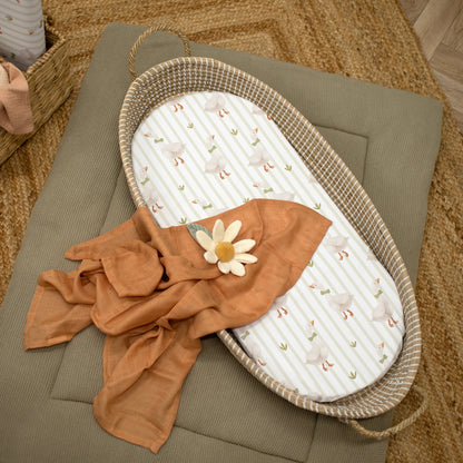 Basket Changing Mat - Mr Goose