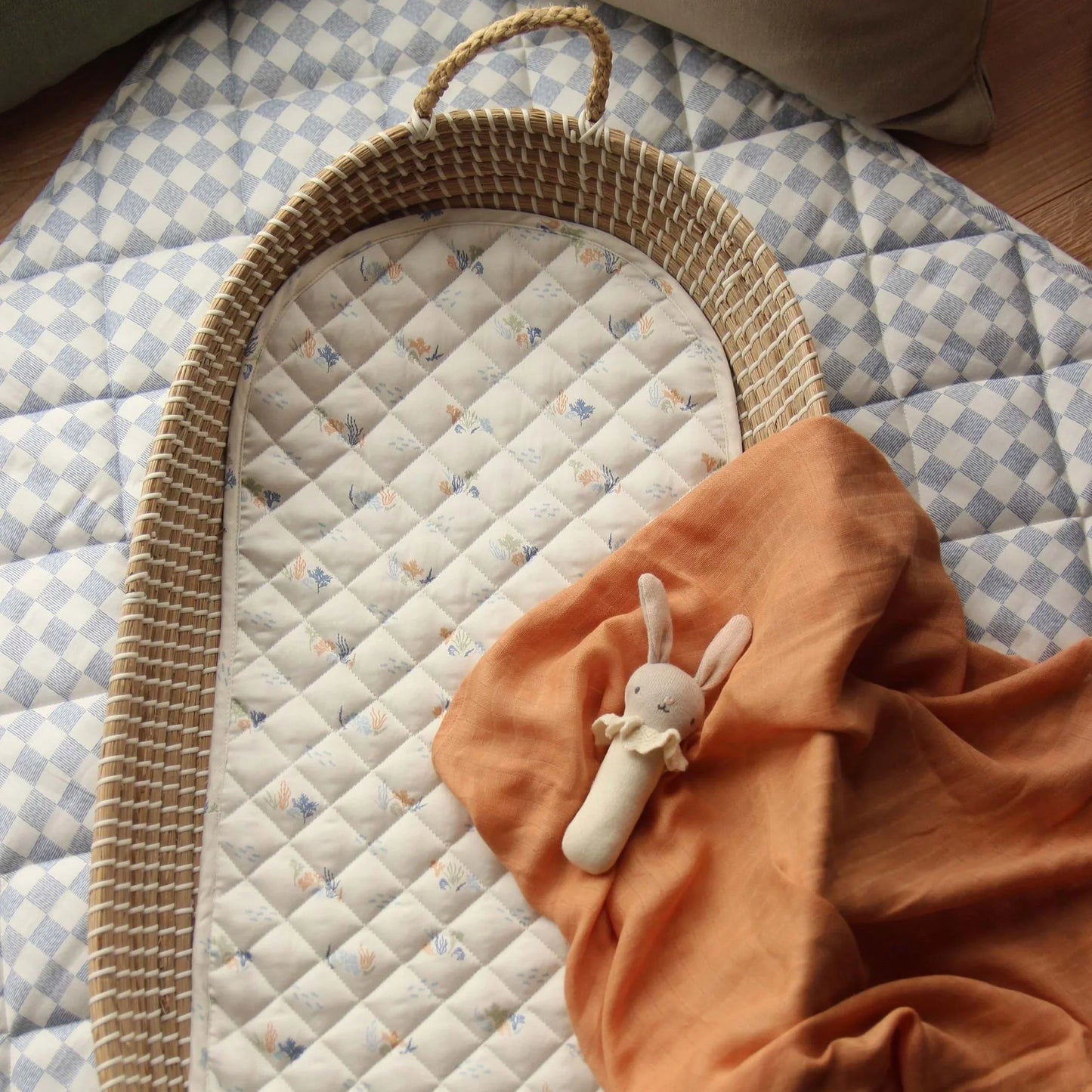 Changing Basket Liner - Coastline