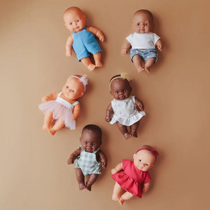 Afrikaanse babymeisjespop
