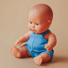 Kaukasische jongensbabypop