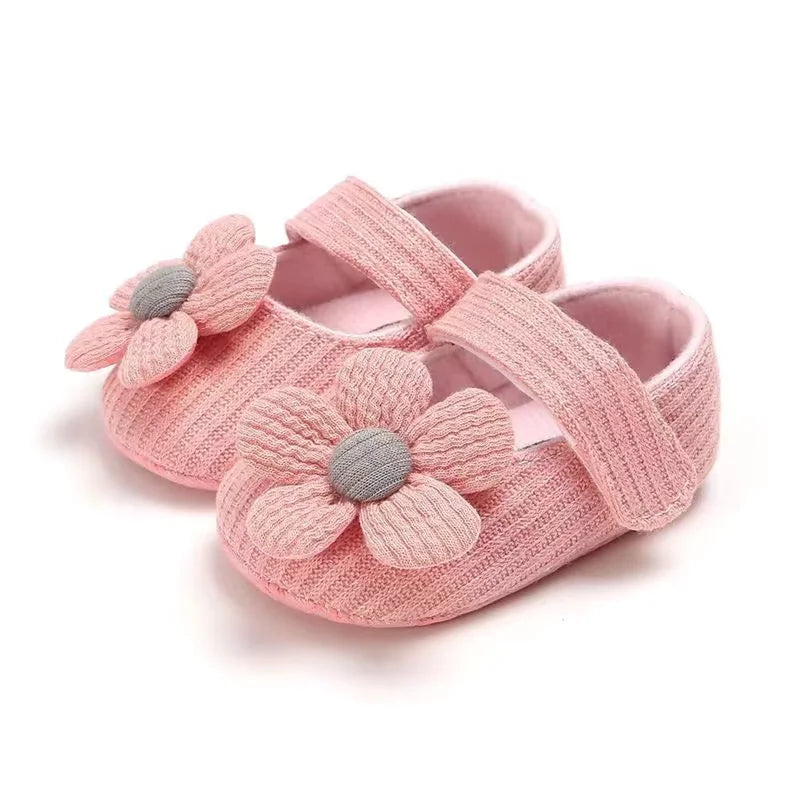 GlowSteps – Baby Mädchen Leuchtende Slip-On Socken Schuhe 0–12 Monate | Weicher Indoor-Komfort