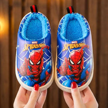 Niesamowite buty z nadrukiem Spidermana