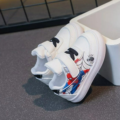 Wiosenne niskie buty z motywem Spidermana