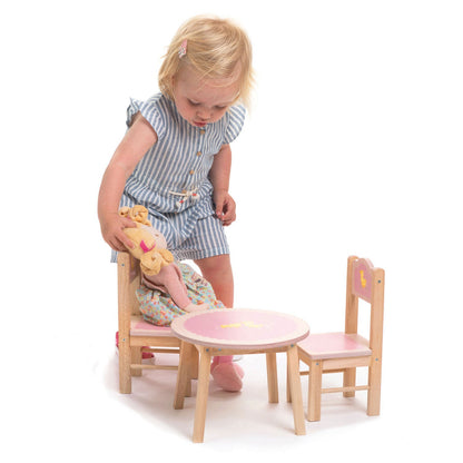 Tafel en stoelen