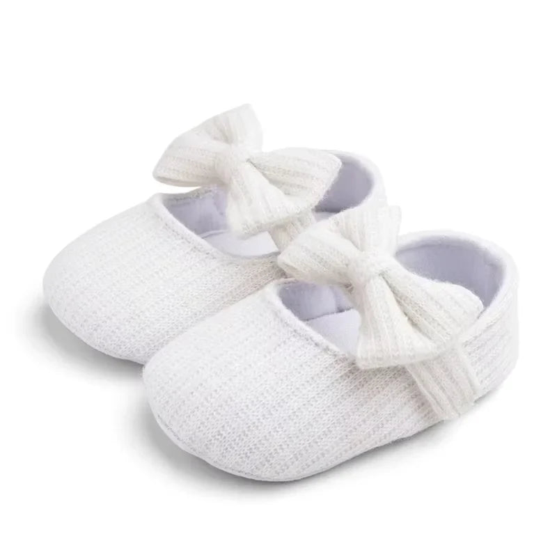 GlowSteps – Baby Mädchen Leuchtende Slip-On Socken Schuhe 0–12 Monate | Weicher Indoor-Komfort