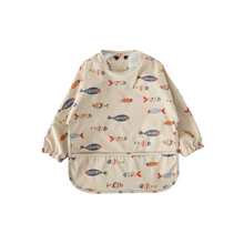 Waterdichte baby-slab met lange mouwen in Gone Fishing