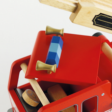 RescueRider – Holz-Feuerwehrauto-Spielzeug für Kinder ab 18 Monaten – Fördert fantasievolles Spielen und motorische Entwicklung