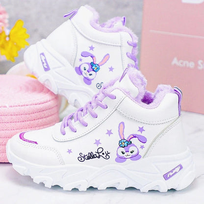Stella Lou geïnspireerde hoge sneakers