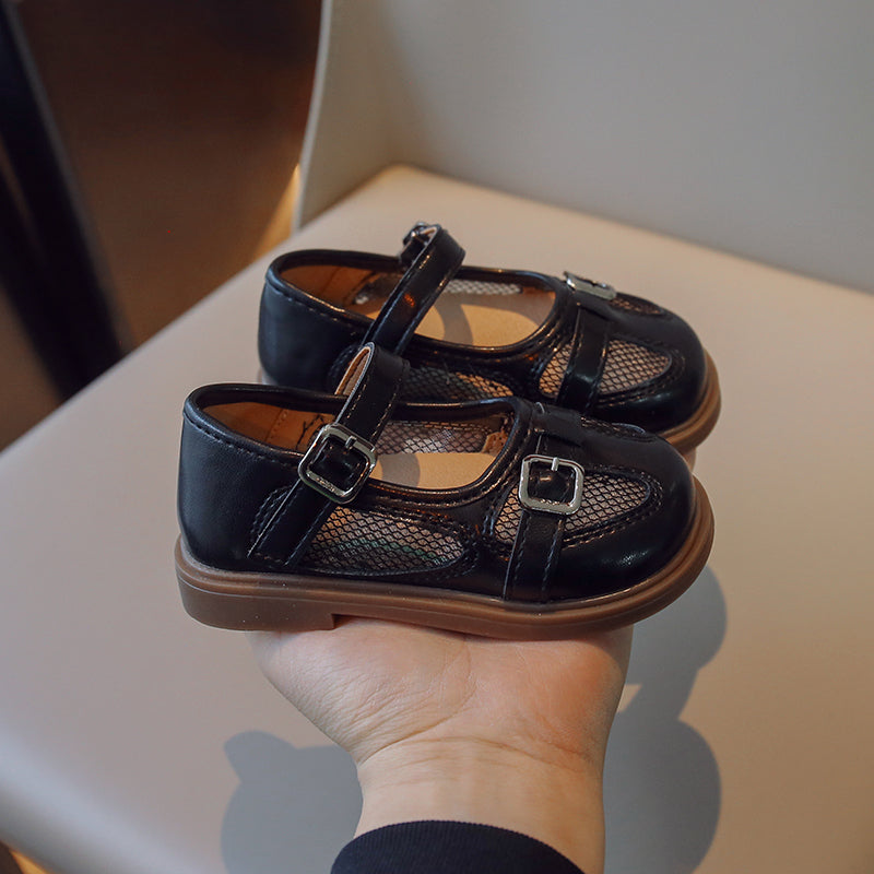 Antislip sandalen voor op het strand