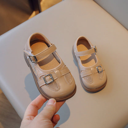 Antislip sandalen voor op het strand