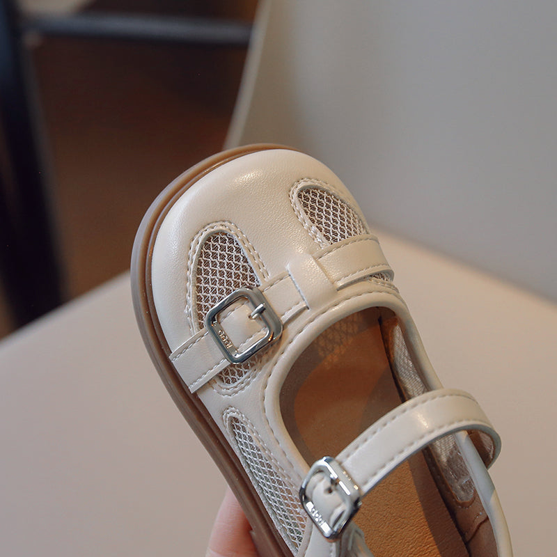Antislip sandalen voor op het strand