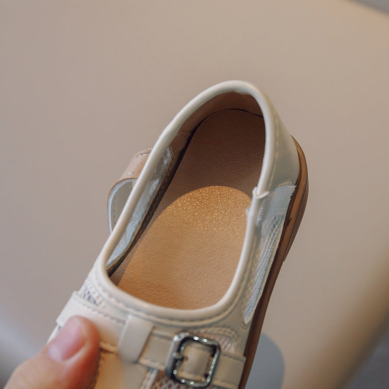 Antislip sandalen voor op het strand