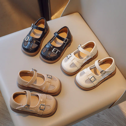 Antislip sandalen voor op het strand