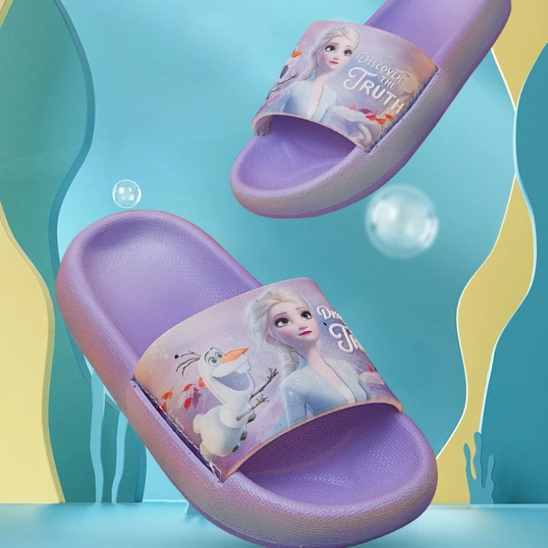 Płaskie, antypoślizgowe kapcie Frozen Elsa