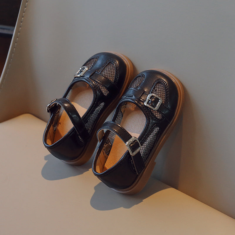 Antislip sandalen voor op het strand