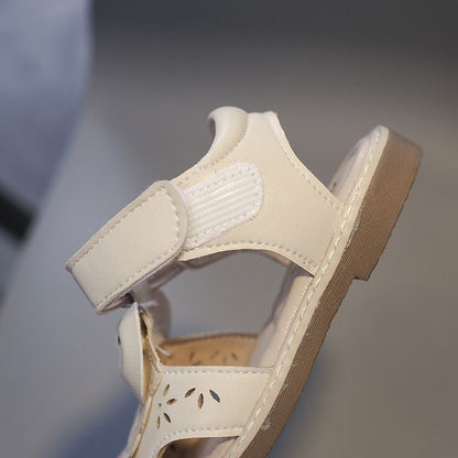 Antislip sandalen met strikpatroon voor kinderen met uitgesneden details