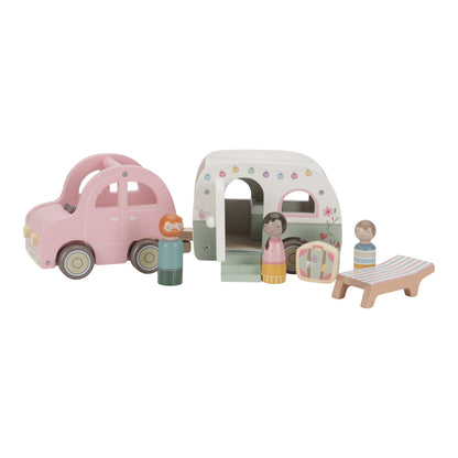 Houten speelgoedauto en caravan