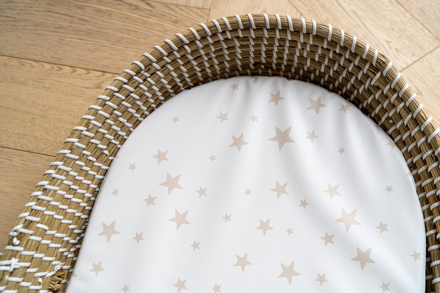 Basket Changing Mat - Beige Stars