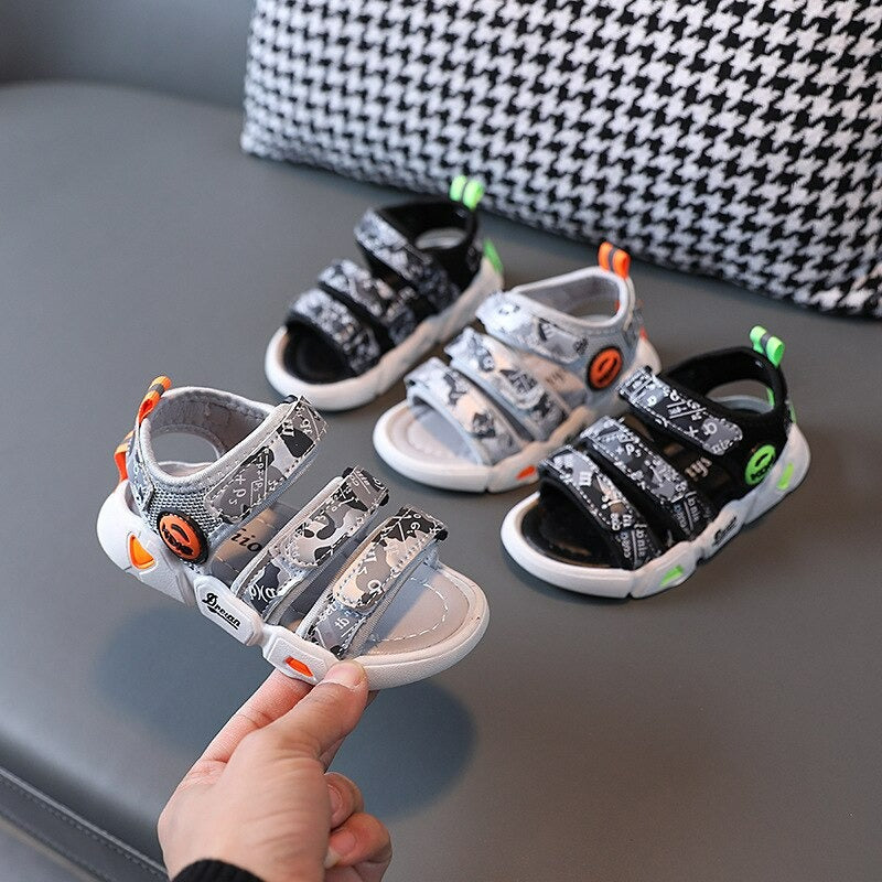 Antislip sandalen met drievoudige klittenband voor kinderen